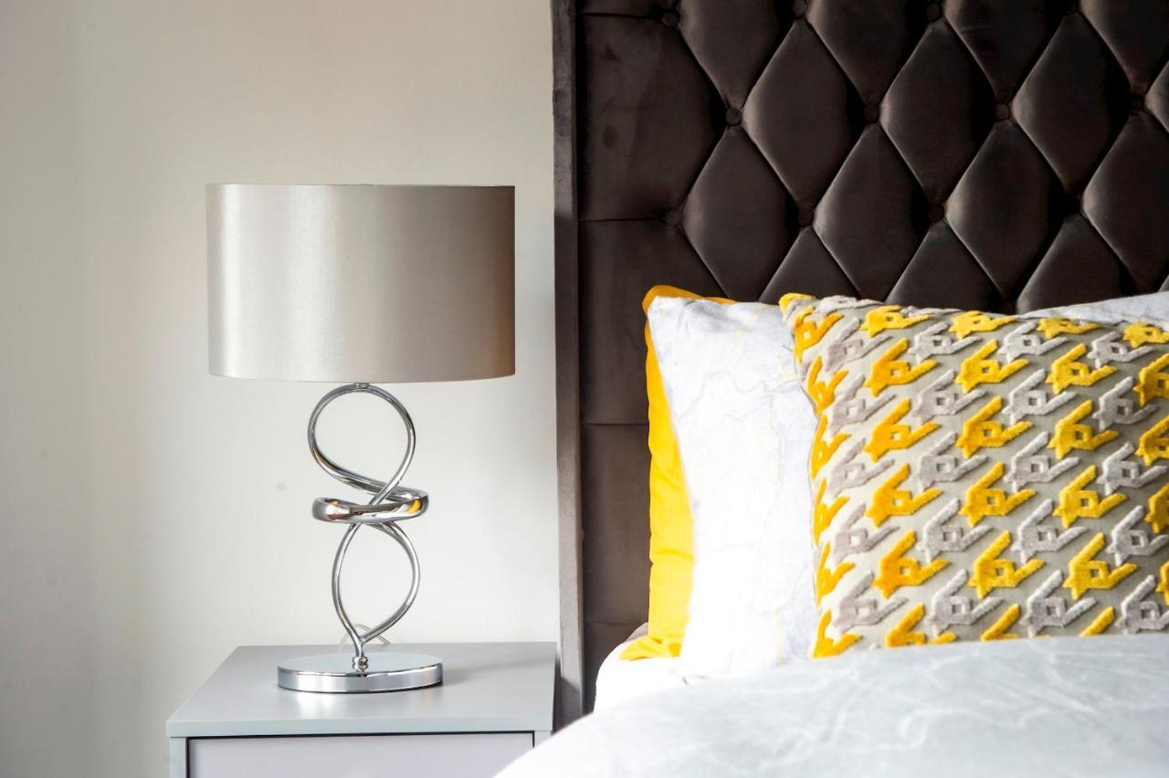 Ferienwohnung Pass The Keys Stylish 2 Bed In Heart Of West End Glasgow Exterior foto