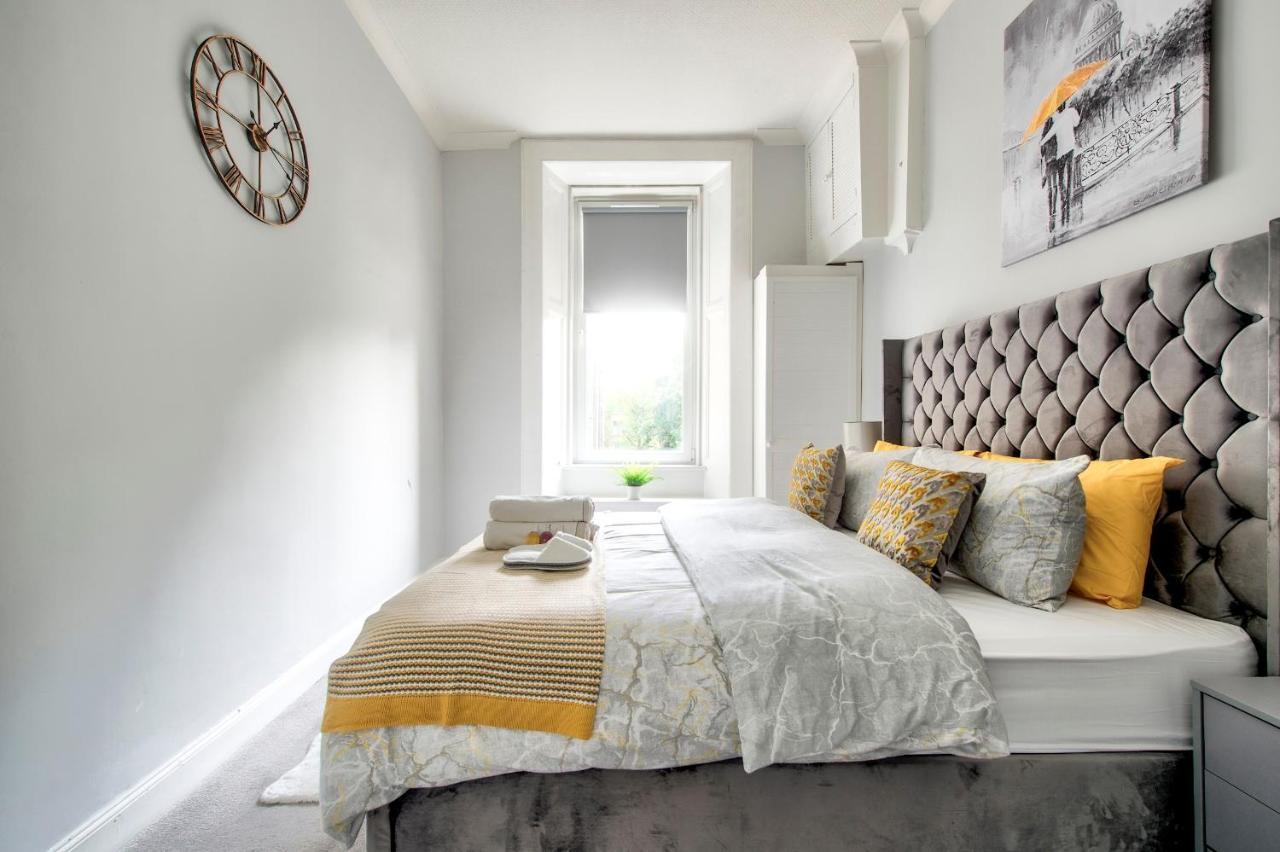 Ferienwohnung Pass The Keys Stylish 2 Bed In Heart Of West End Glasgow Exterior foto